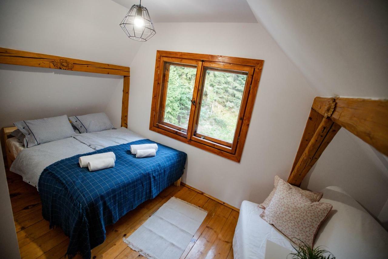 Chata Pod Lasem Poreba  Exteriér fotografie